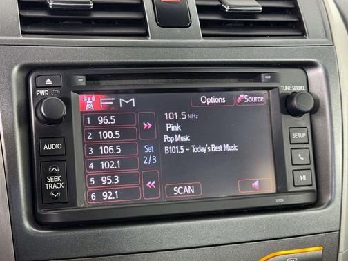 Super White 2013 Toyota Corolla S