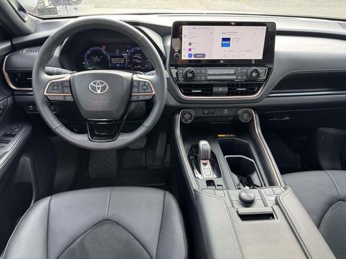 2025 Toyota Grand Highlander Limited