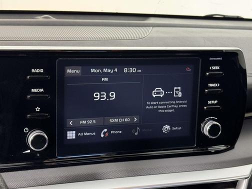 White Pearl 2021 Kia K5 LXS