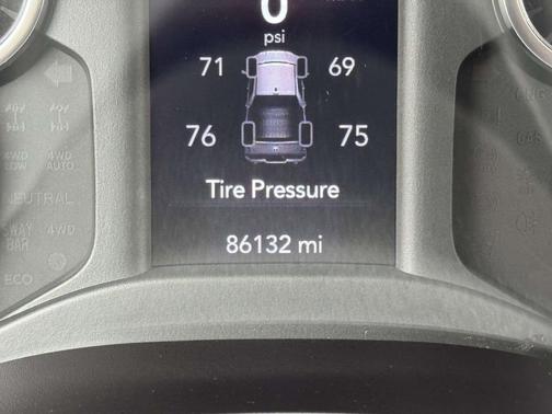 2022 RAM 2500 Tradesman Crew Cab 4x4 8' Box