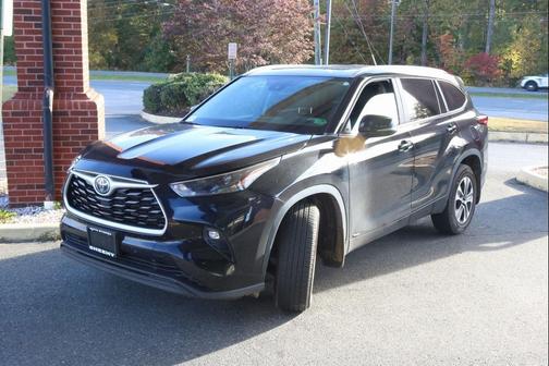 2023 Toyota Highlander Hybrid XLE