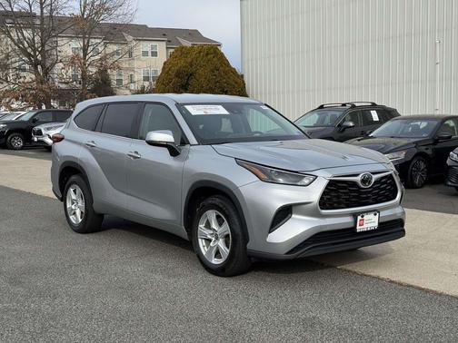 2023 Toyota Highlander Platinum