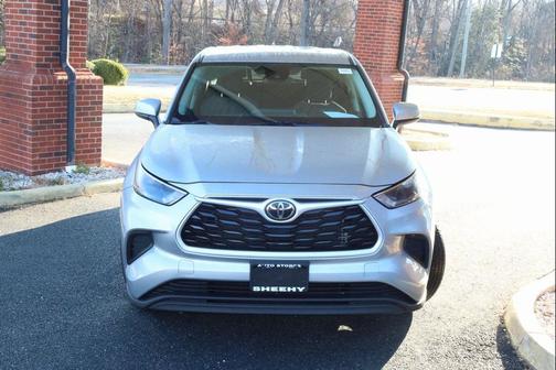 2023 Toyota Highlander Platinum