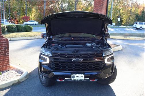 2024 Chevrolet Suburban 4WD Z71