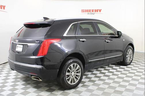 Stellar Black Metallic 2017 Cadillac XT5 Luxury