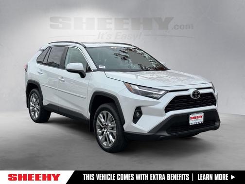 2025 Toyota RAV4 XLE Premium