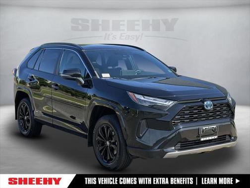2022 Toyota RAV4 Hybrid SE