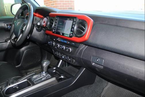 2020 Toyota Tacoma TRD Sport