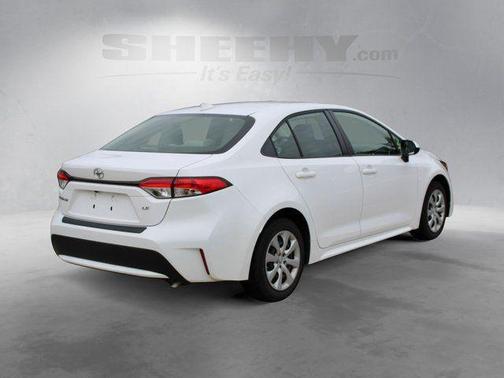 Super White 2021 Toyota Corolla LE