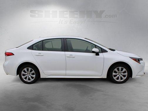 Super White 2021 Toyota Corolla LE