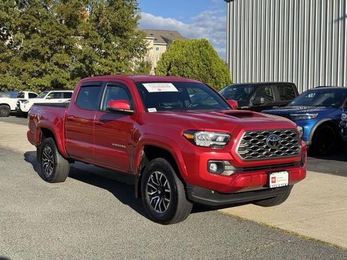 2022 Toyota Tacoma TRD Sport