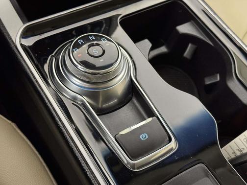 Baltic Sea Green Metallic 2019 Ford Edge SEL