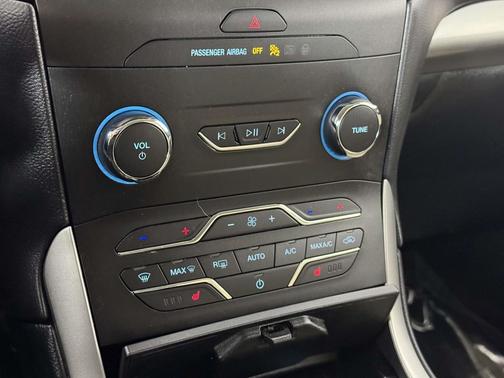 Baltic Sea Green Metallic 2019 Ford Edge SEL