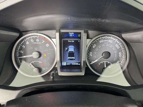 Ice Cap 2023 Toyota Tacoma TRD Off Road