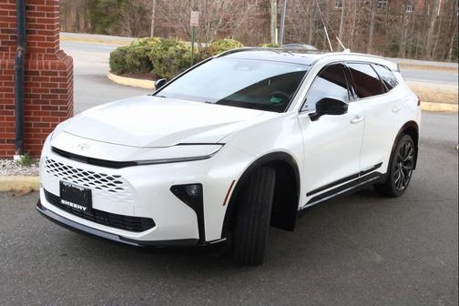 2025 Toyota Crown Signia Limited