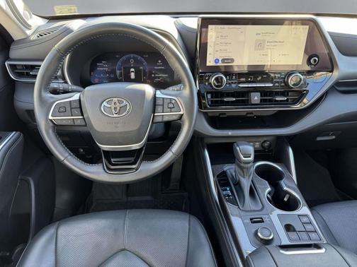 2023 Toyota Highlander Limited