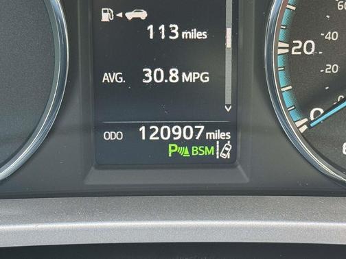 2017 Toyota RAV4 Hybrid XLE