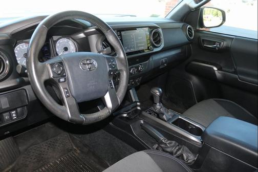 2020 Toyota Tacoma TRD Sport