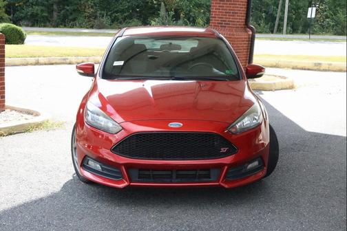 2018 Ford Focus ST ST