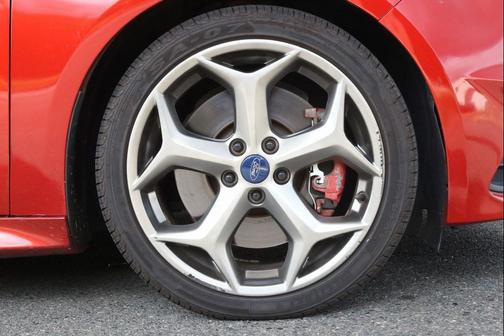 2018 Ford Focus ST ST