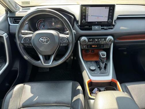 2020 Toyota RAV4 Adventure