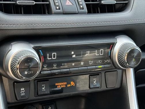 2021 Toyota RAV4 Hybrid XLE Premium