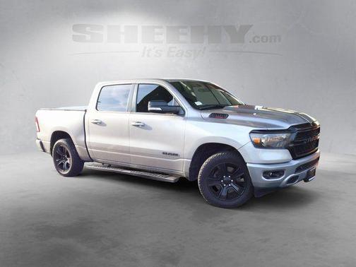 Billet Silver Metallic Clearcoat 2022 RAM 1500 Big Horn/Lone Star