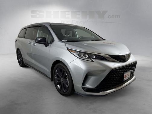 Celestial Silver Metallic 2021 Toyota Sienna XSE 7 Passenger