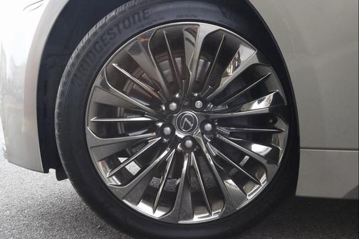 2019 Lexus LS 500 Base