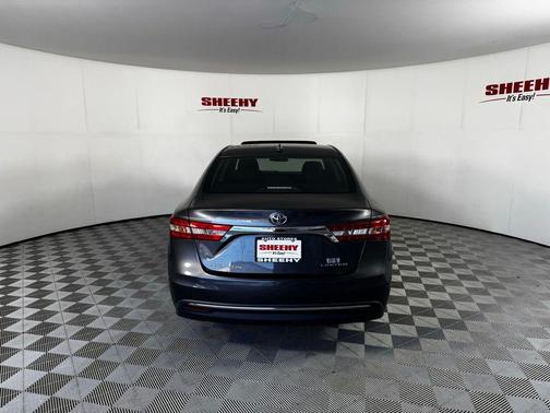 Magnetic Gray Metallic 2013 Toyota Avalon Hybrid Limited