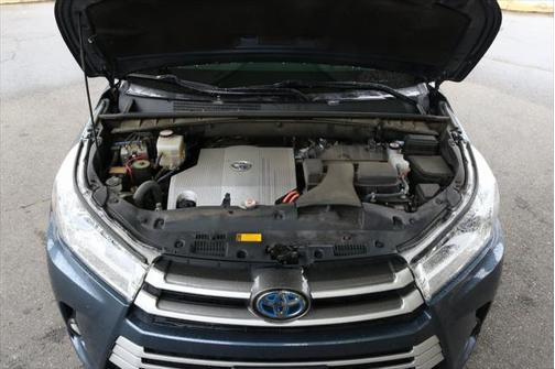 2019 Toyota Highlander Hybrid XLE