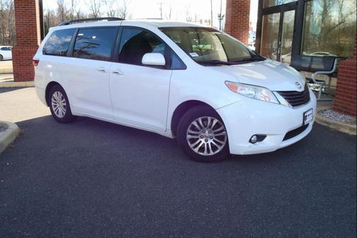2015 Toyota Sienna XLE