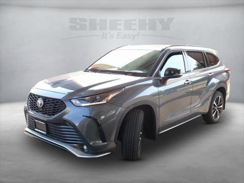 2022 Toyota Highlander XSE