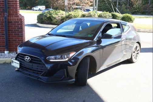 2019 Hyundai Veloster 2