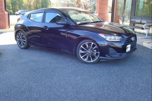 2019 Hyundai Veloster 2