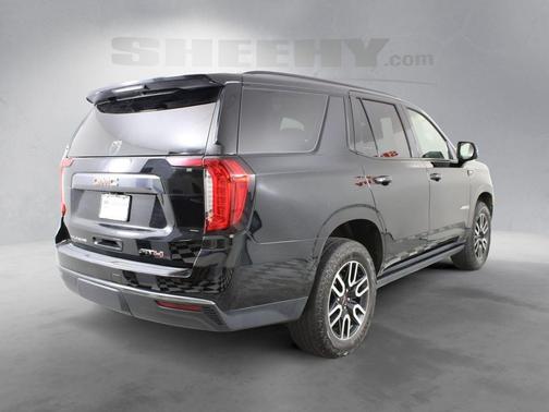 Onyx Black 2023 GMC Yukon 4WD AT4