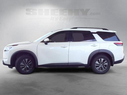 2022 Nissan Pathfinder SV 4WD