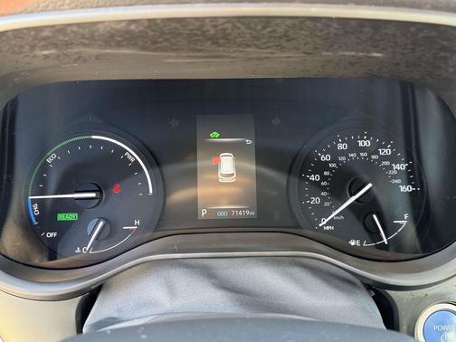 2023 Toyota Sienna XLE 8 Passenger
