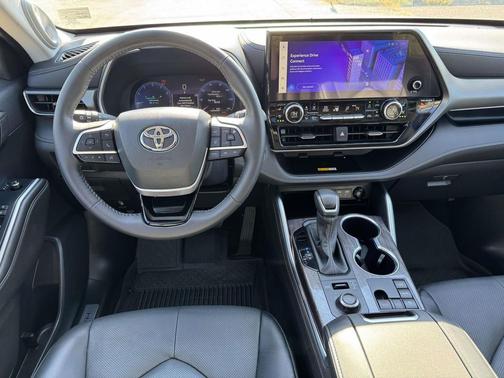 2024 Toyota Highlander Limited