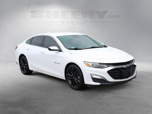 Summit White 2024 Chevrolet Malibu FWD 2LT