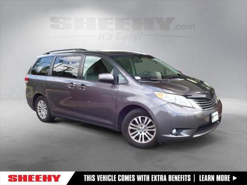 2013 Toyota Sienna XLE