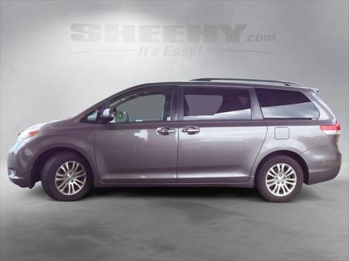 2013 Toyota Sienna XLE