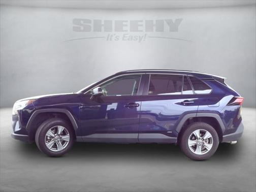 2022 Toyota RAV4 Hybrid XLE