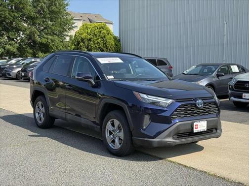 2022 Toyota RAV4 Hybrid XLE