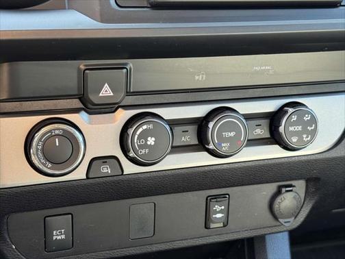 2019 Toyota Tacoma SR