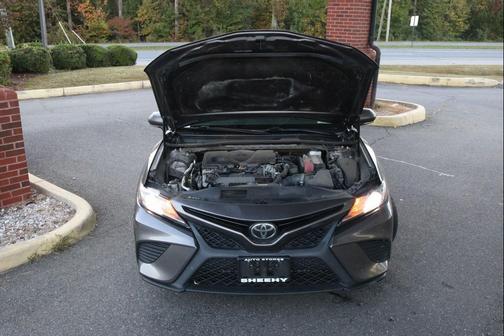 2019 Toyota Camry SE