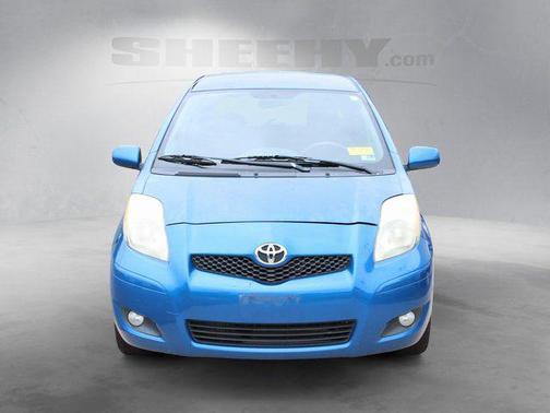 Blazing Blue Pearl 2011 Toyota Yaris Base