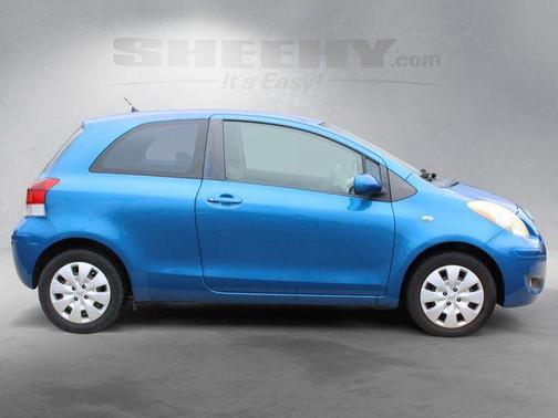 Blazing Blue Pearl 2011 Toyota Yaris Base
