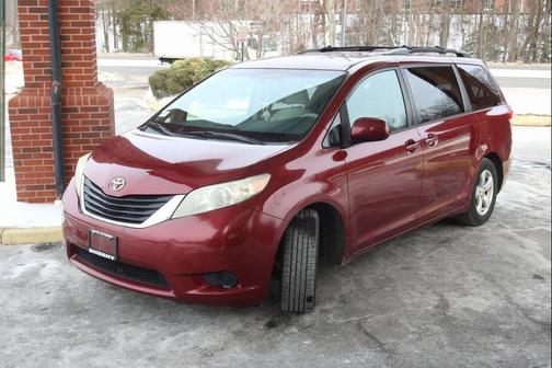 2012 Toyota Sienna LE