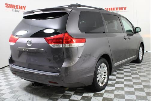 Predawn Gray Mica 2011 Toyota Sienna XLE